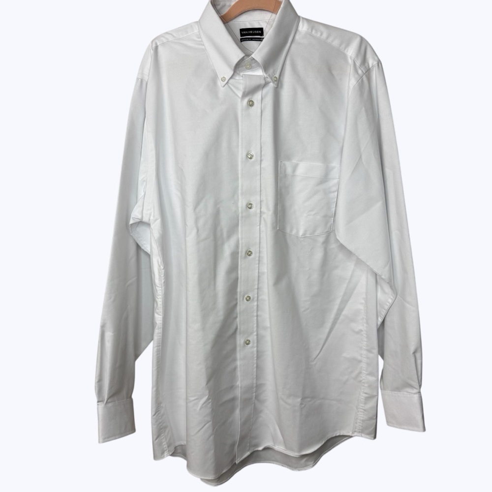 Van Heusen White Button-Down Dress Shirt Men’s Size M Wrinkle Free Cotton Blend